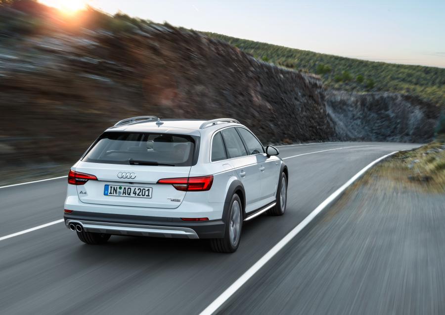  Audi A4 Allroad 3.0 TDI Quattro (B9) 2016 года  (WW) (фото 14 из 30)
